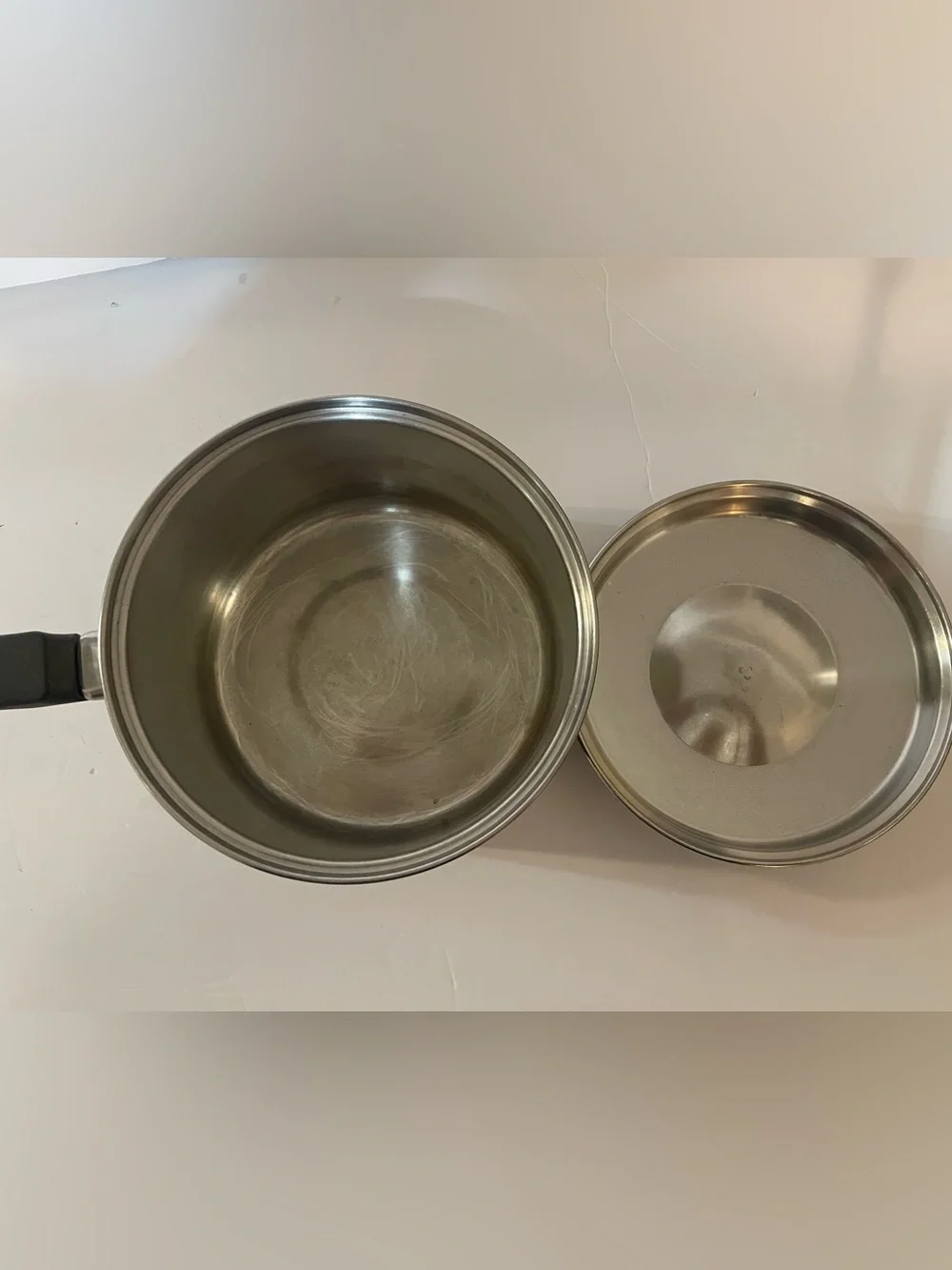 Flint EKCO  Stainless Steel Radiant Heat Core 2 Quart Saucepan& Lid  USA